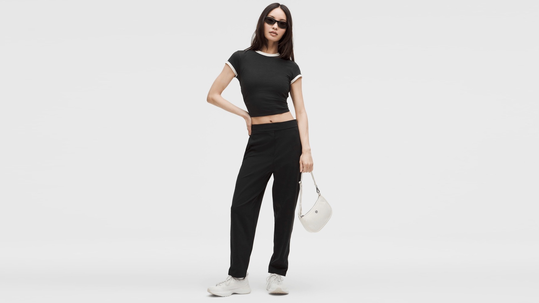 Kadın Pantolon Modelleriyle Sportif Bir Stil Oluşturun